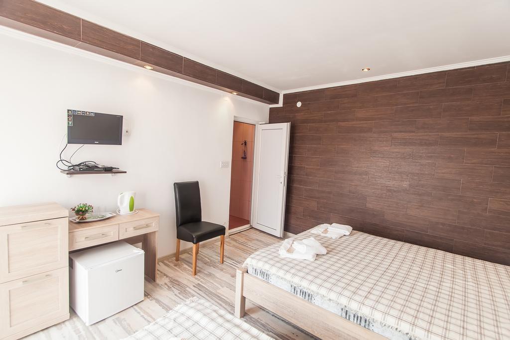 Rooms And Apartments Milana Bar Dış mekan fotoğraf