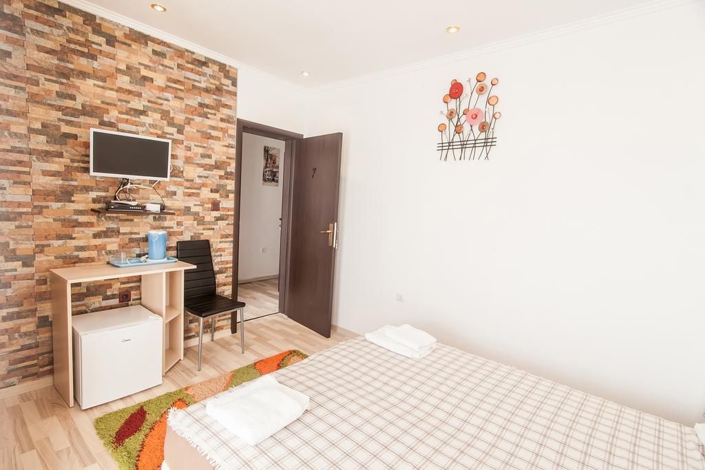 Rooms And Apartments Milana Bar Dış mekan fotoğraf